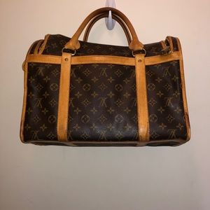 Auth LV Pet travel luggage